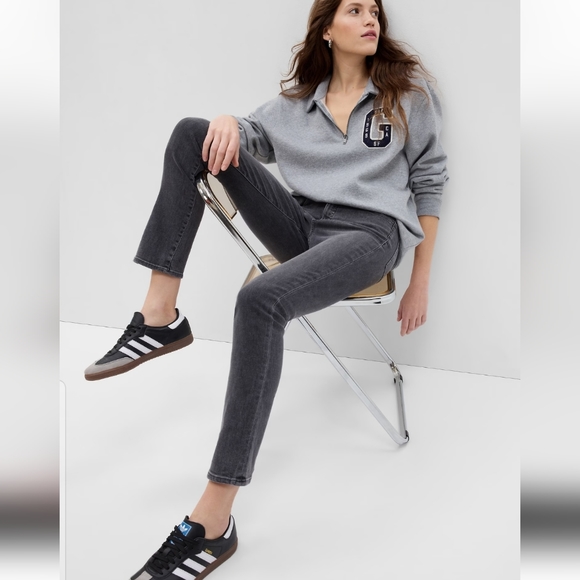 Gap Classic Straight High Rise Black Denim - Picture 2 of 8